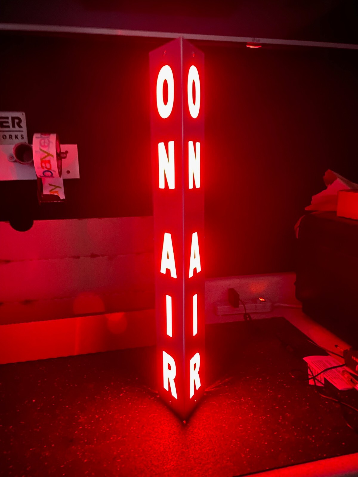 Lighted Sign « ON AIR ». 24 inch Aluminum 120V. Remote & Bluetooth.