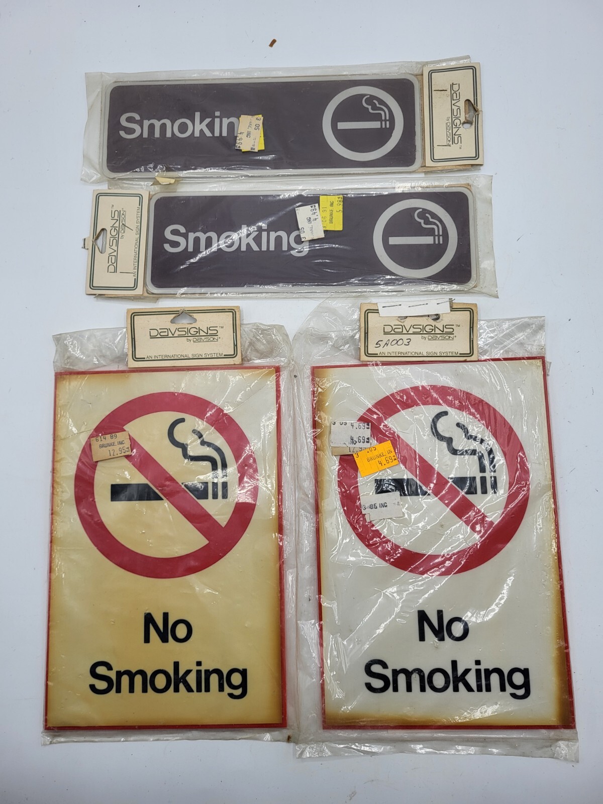 Lot of 4 Vintage No Smoking Signs Plastic NOS Davsigns Davson Retro Warning