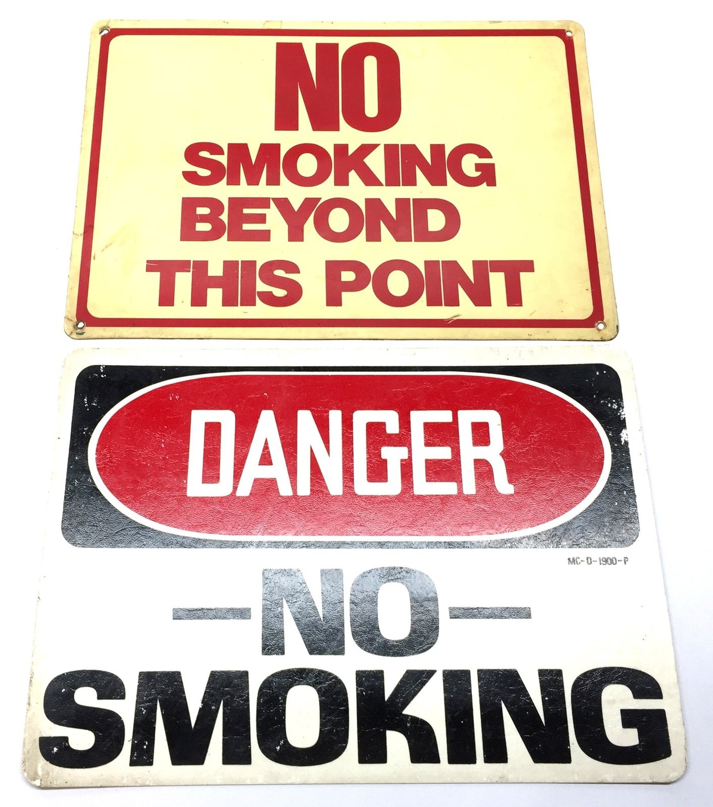 Unbranded 14&Prime; x 10&Prime; &lsquo;NO SMOKING&rsquo; Plastic Sign Pack (2pcs) USED