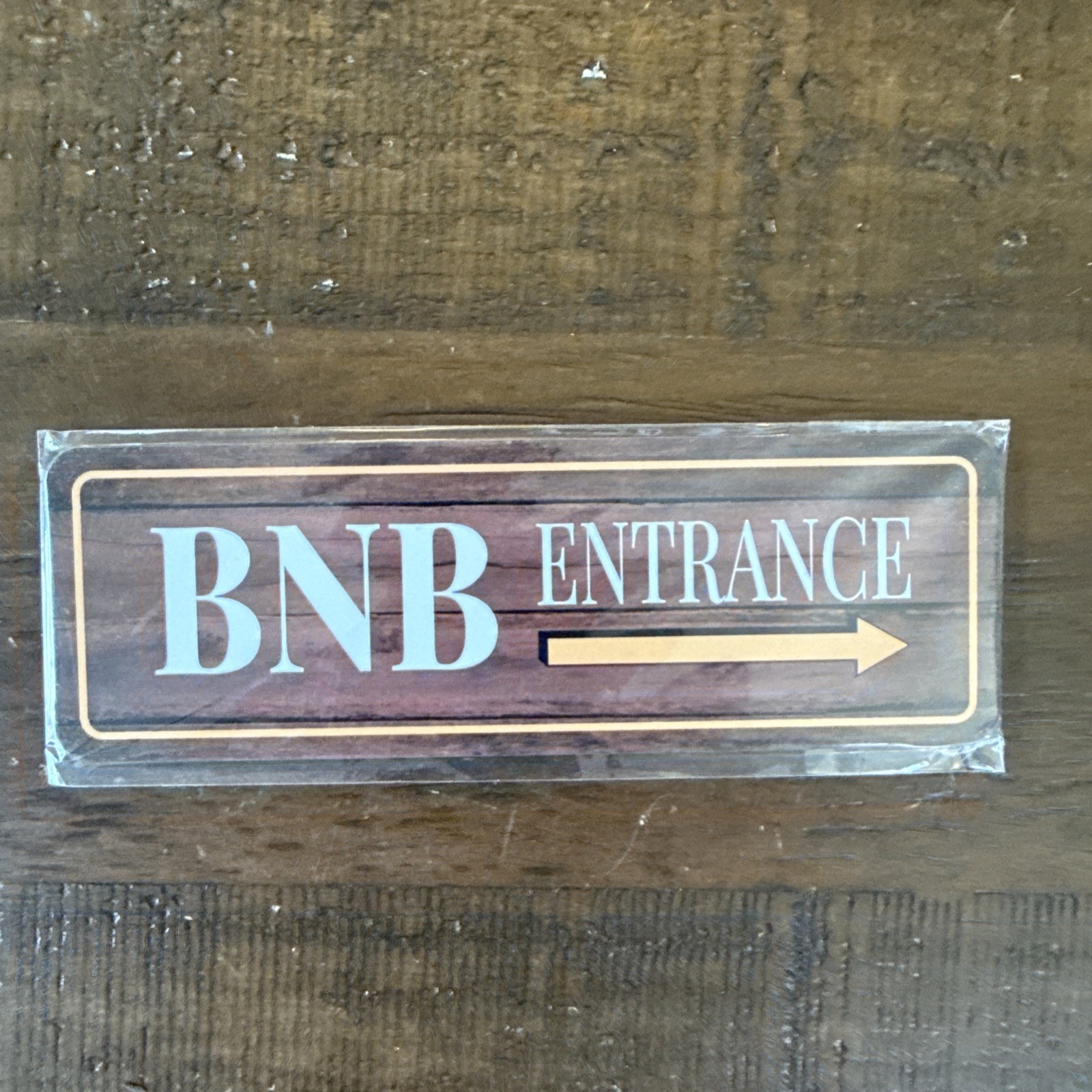 Standard Plus BNB Entrance (Right Arrow) Door or Wall Sign Brown 2&Prime; x 6&Prime;