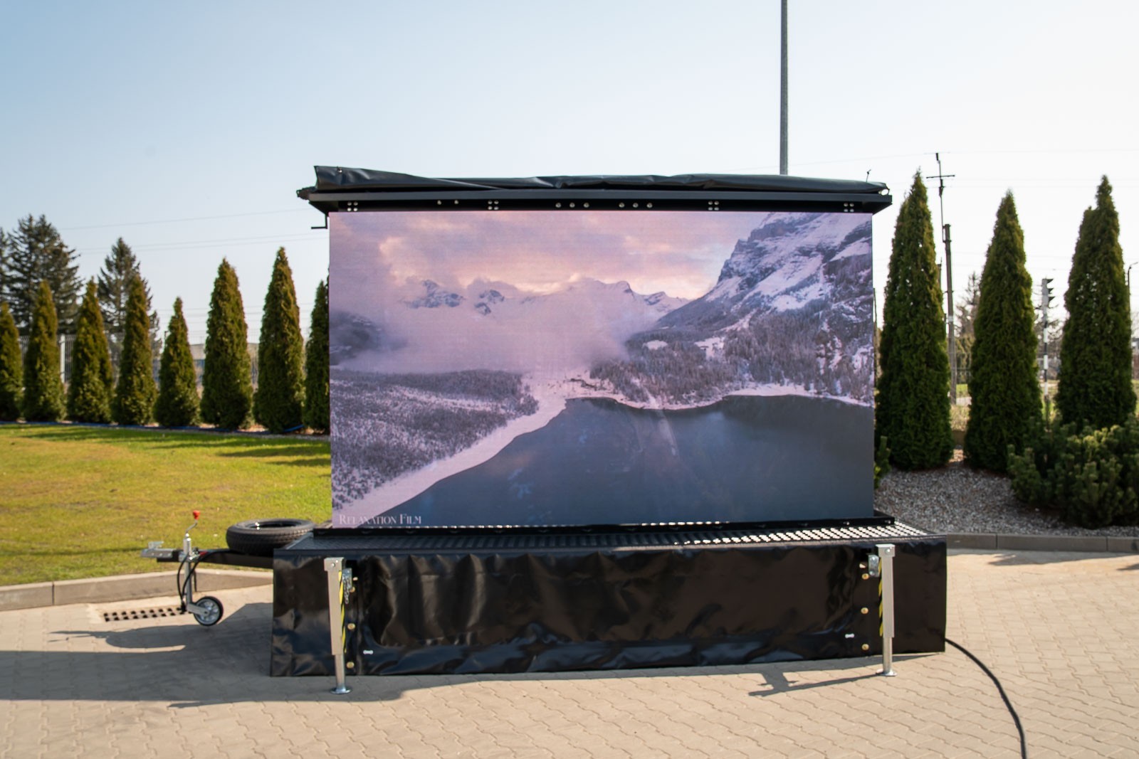Mobile LED Trailer – miniPlatformLED Dicolor