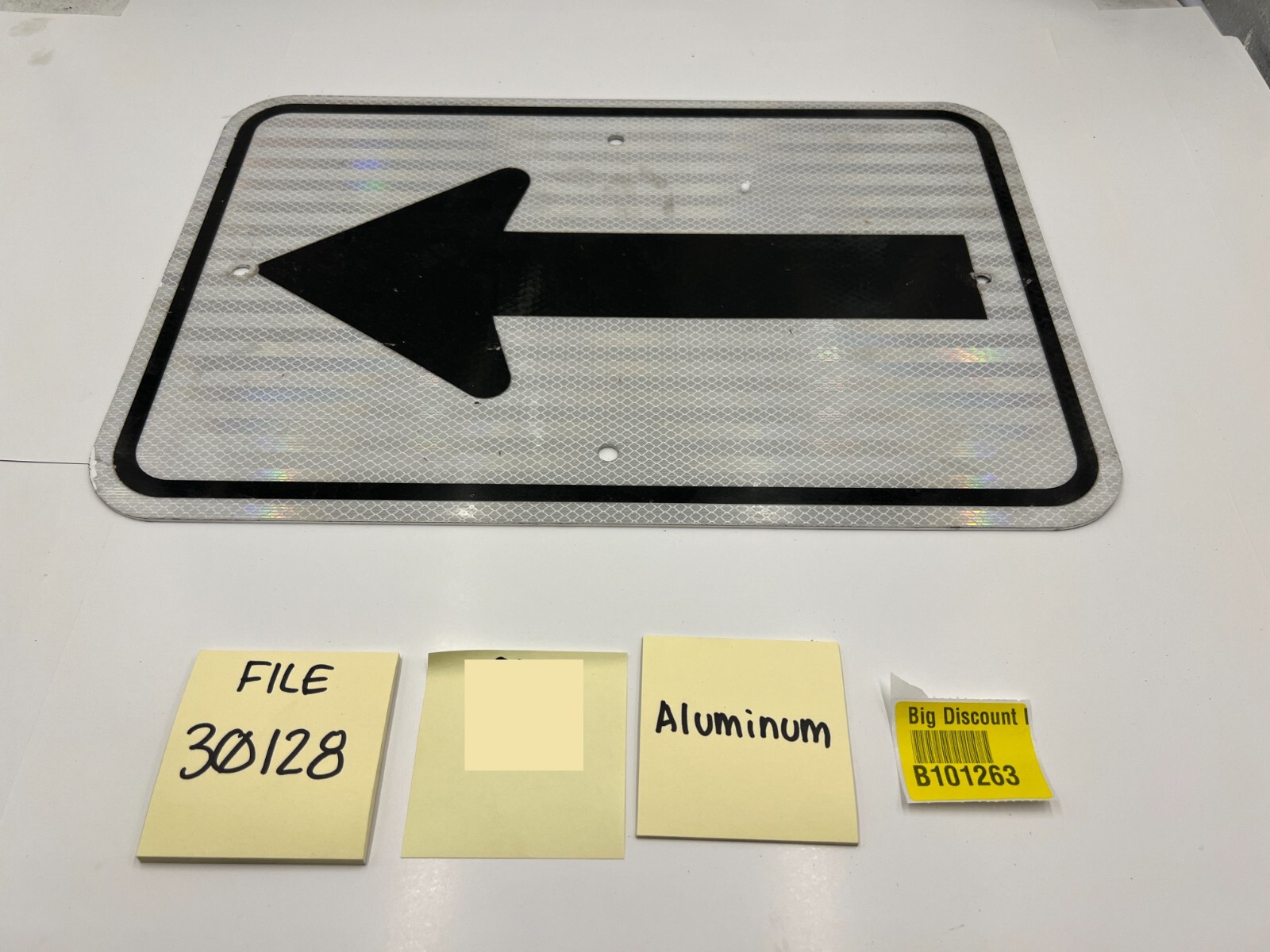Qty 2 Safety Products Inc Arrow Symbol Parking Sign 18&Prime; x 12&Prime; Aluminum