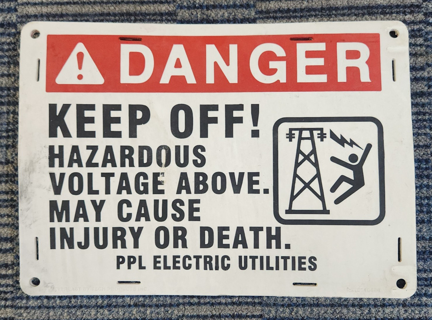 « Danger Hazardous Voltage » Sign 10&Prime; x 14&Prime; Thick (1/4&Prime;) Sturdy Vinyl PPL ELECTRIC
