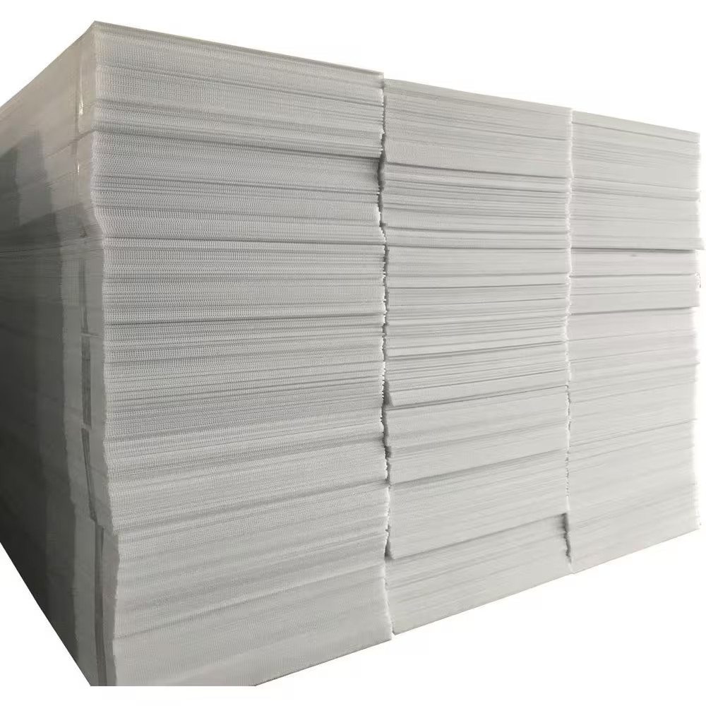 24 In. X 18 In. White Corrugated Plastic Signs with H-Stakes, 6-Pack