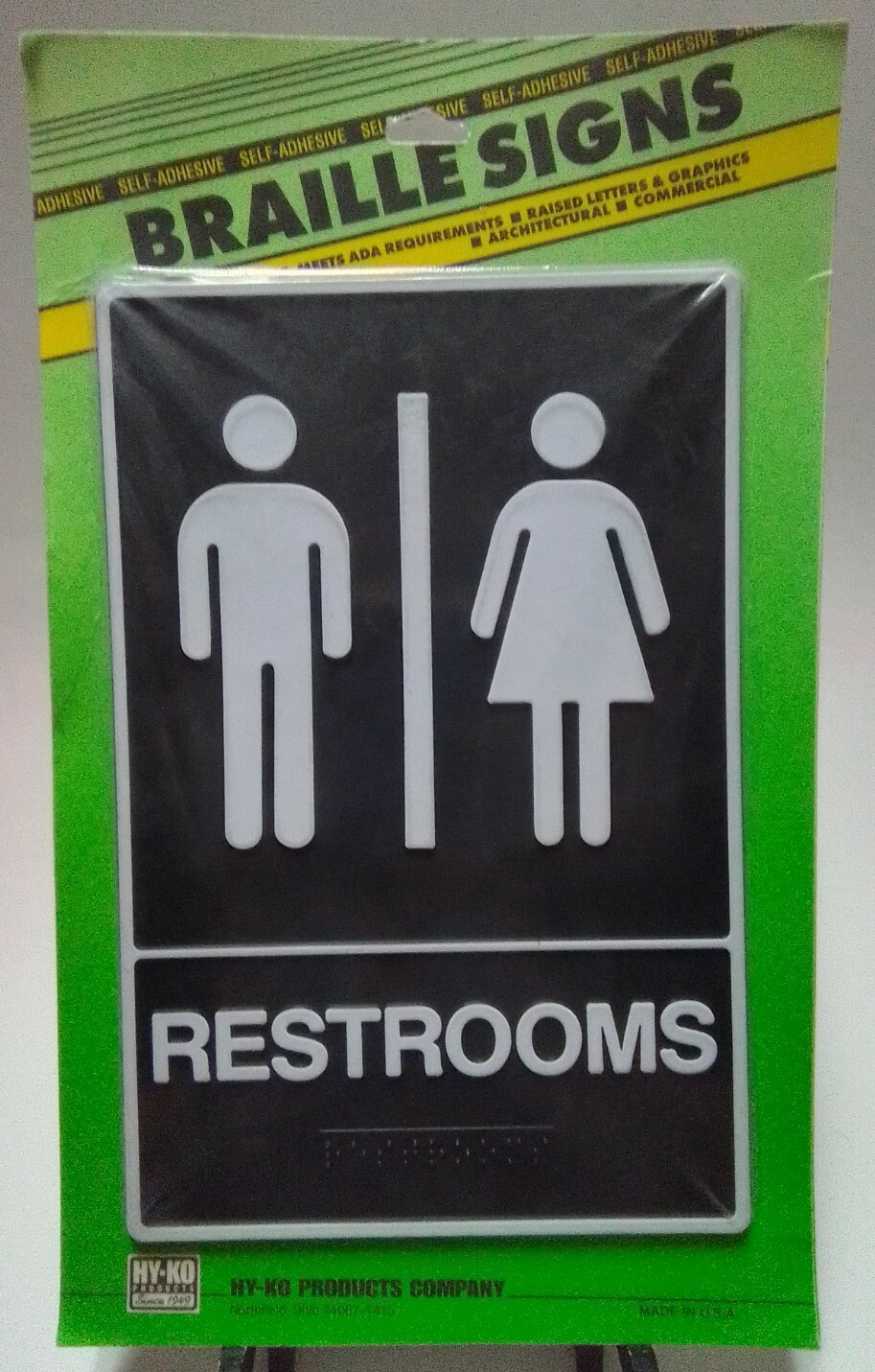 Unisex Black Restroom Sign Braille ADA Standards 5-1/2&Prime; x 8-1/2&Prime; Bathroom B13