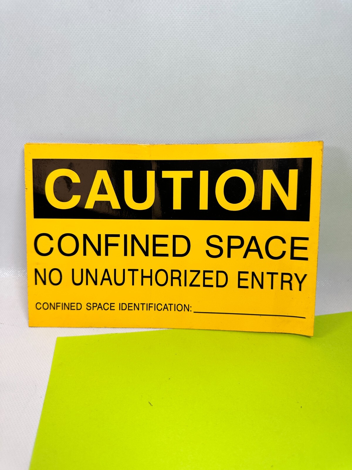 4pcs. Safety Sign « Caution Confined Space » Yellow ADHESIVE BACK 5-1/2&Prime; x 8-1/2&Prime;