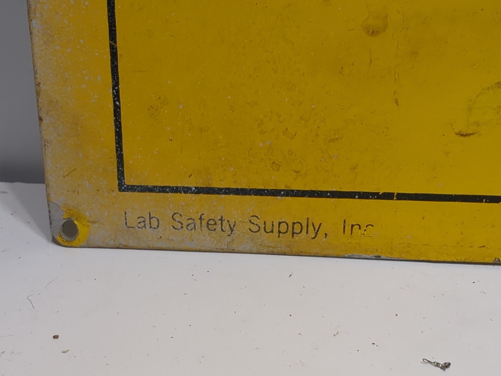 ✨11⅜in x 19in✨Mancave Metal Sign « Caution: Eye Protection Required In This Area »