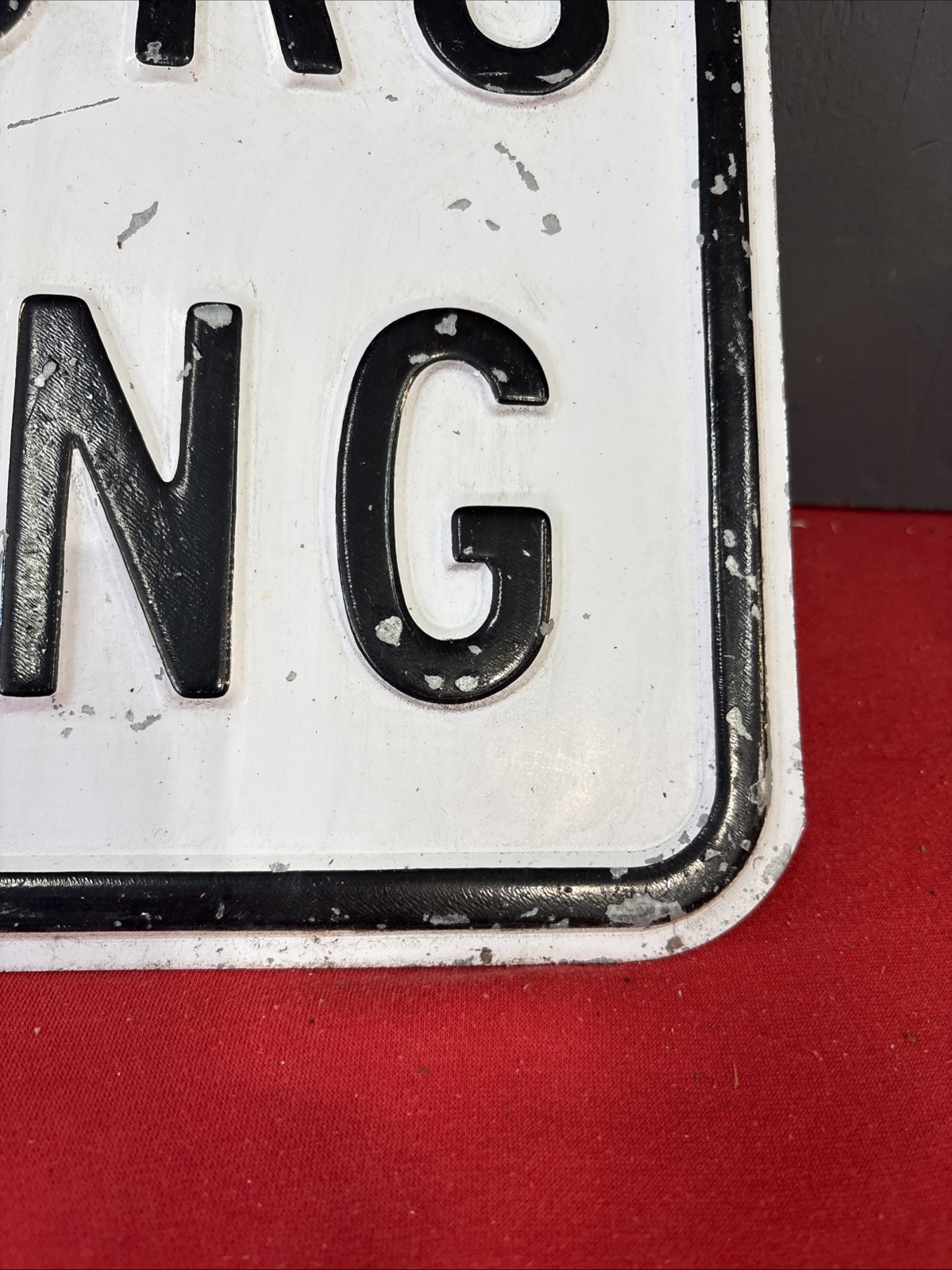 DWN2-Vintage Retired Visitors Parking Steel Embossed Sign 18×12 Inches Original