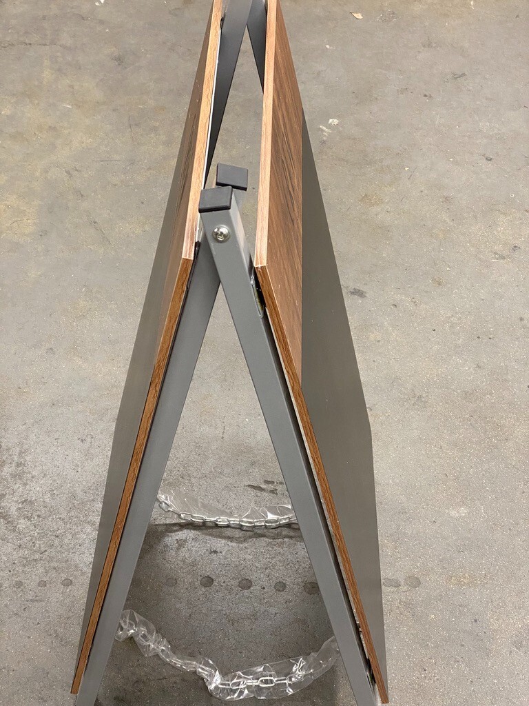 American crew sidewalk double side chuck board 18&Prime; X 37&Prime;