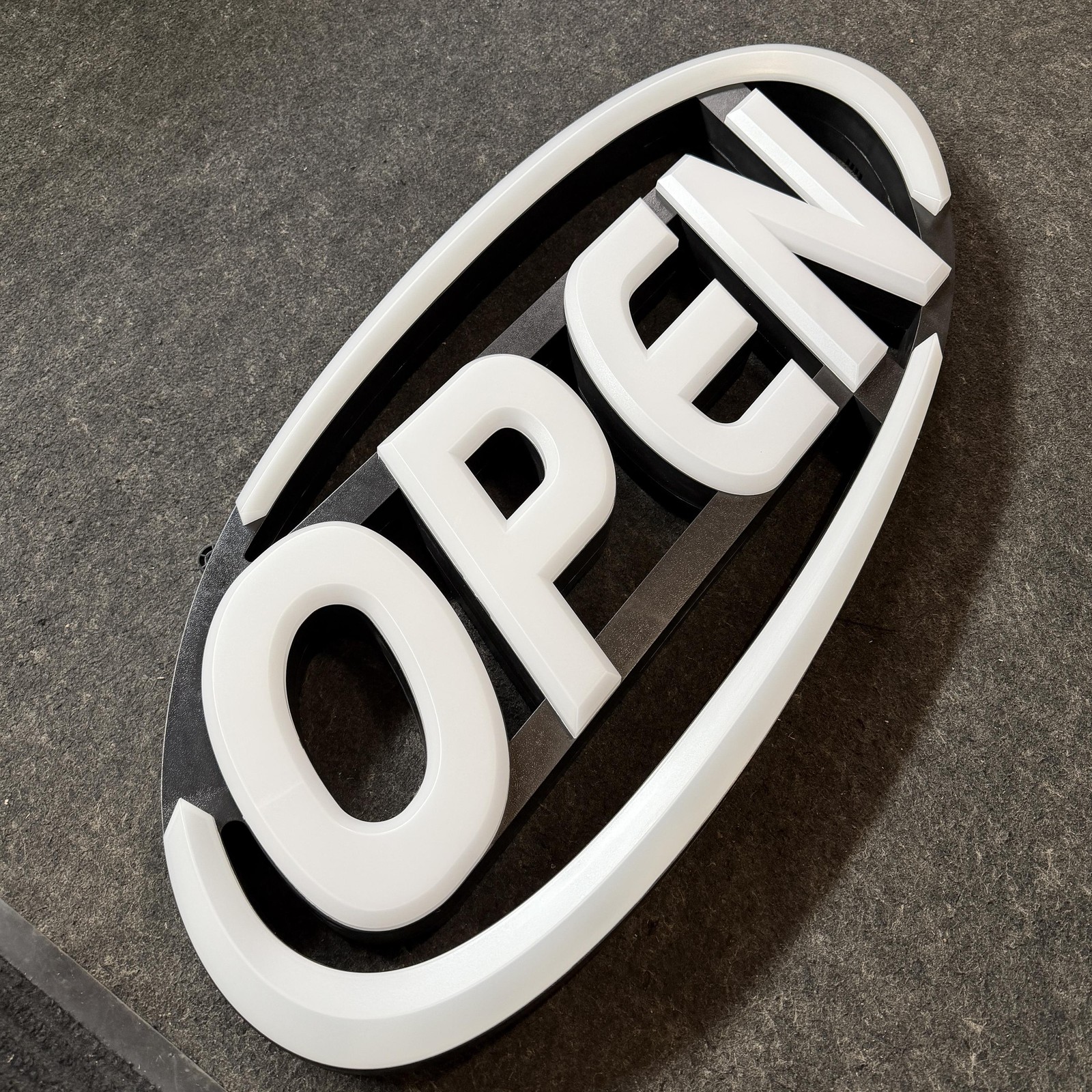 GLI Green Light Innovations GLI1050B LED Open Sign for Business 15&Prime; x 32&Prime;