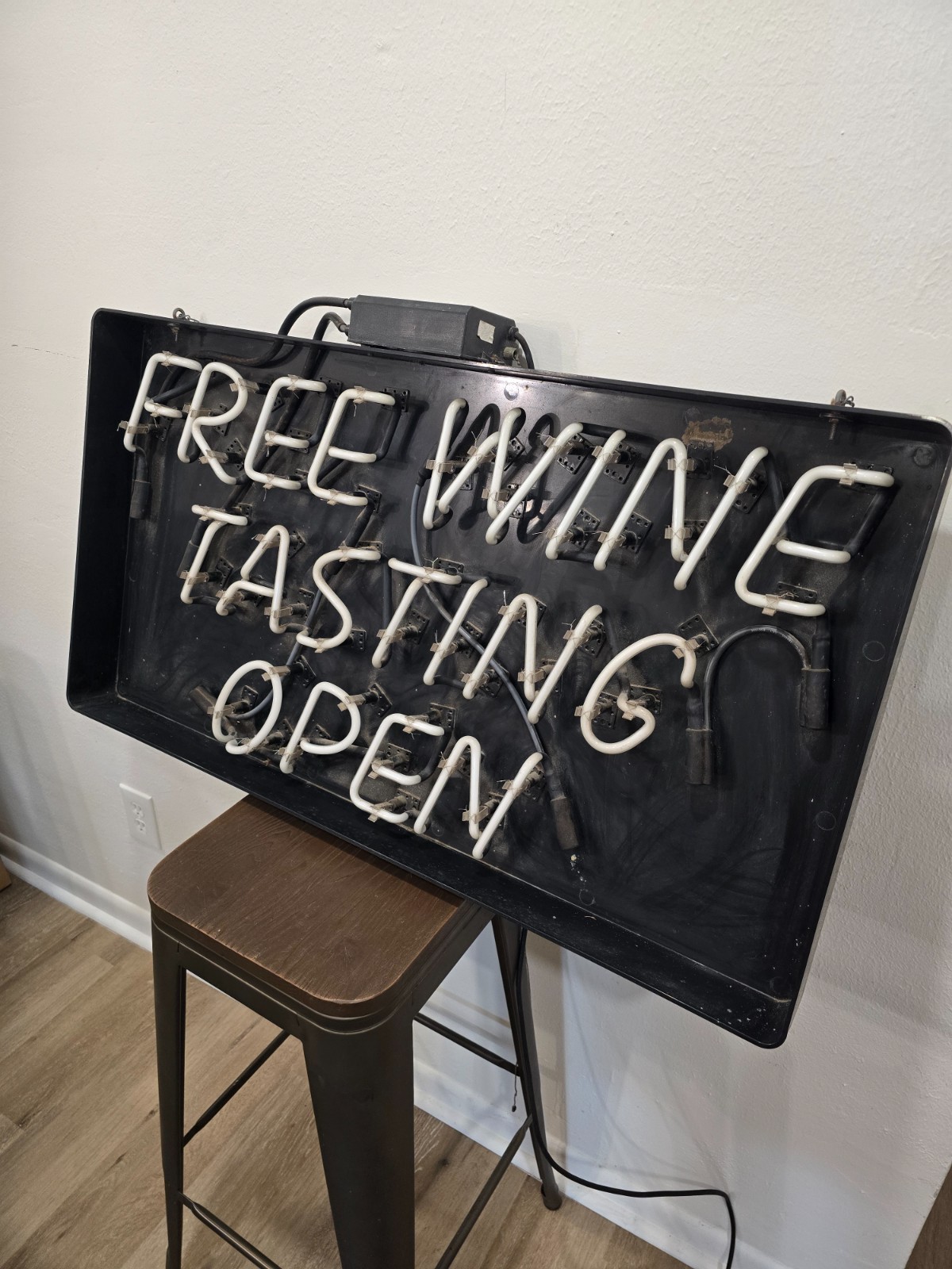 Neonex Millennium Me-120 Series, Free Wine Tasting Open Sign, TESTED, #006