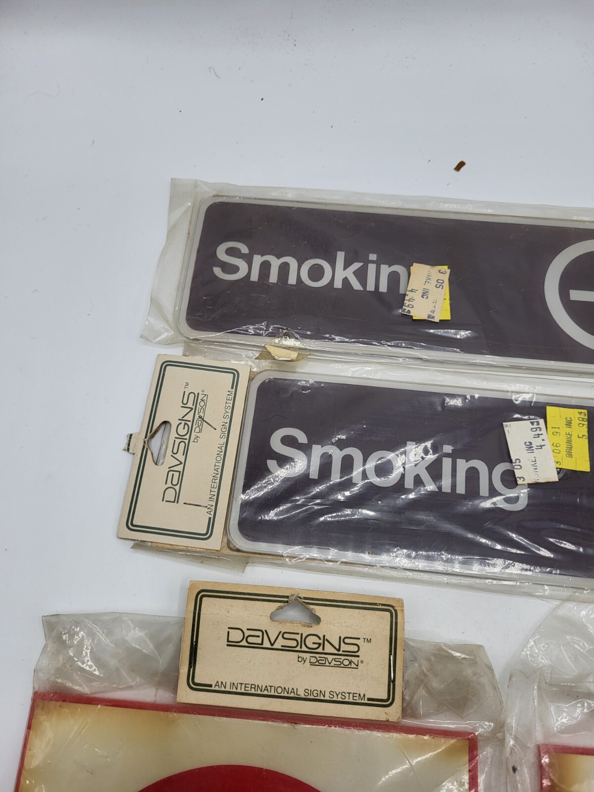 Lot of 4 Vintage No Smoking Signs Plastic NOS Davsigns Davson Retro Warning