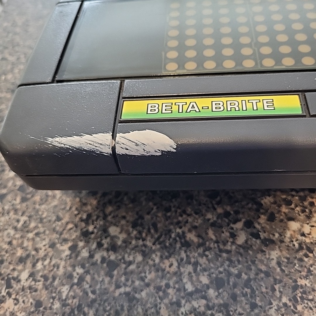 1992 AMS Beta-Brite Programmable Digital Display Sign 1044-4402 No Remote