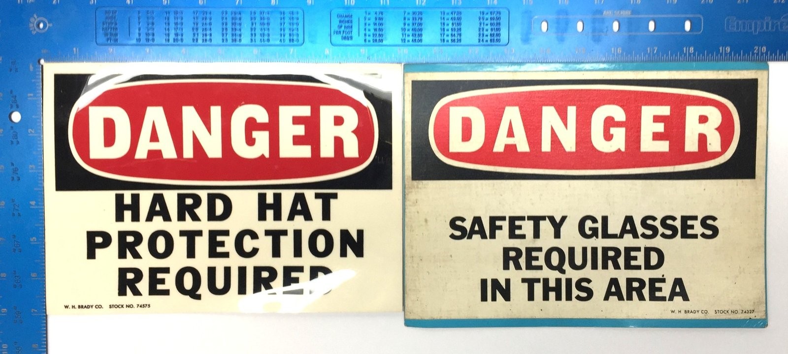 W.H. Brady Vinyl 14&Prime; x 10&Prime; &lsquo;DANGER&rsquo; Adhesive Safety Pack (2pcs) 74575/74327 NOS