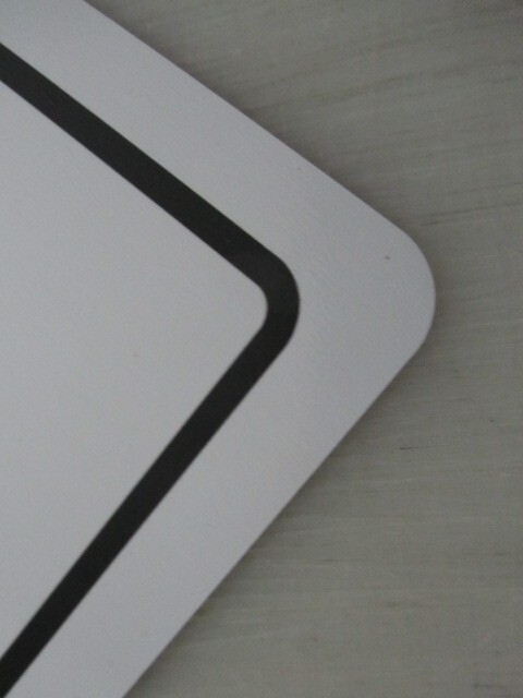 18&Prime;x12&Prime; White with Black Outline Aluminum Metal Sign Blank