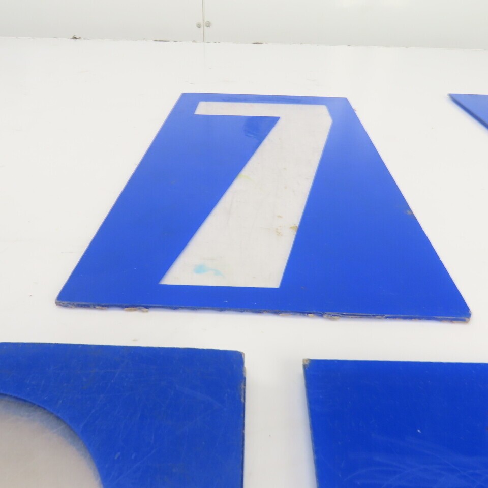 14&Prime; x 7-1/2&Prime; Plastic Marquee Numbers On Plexiglass 1 To 8 Lot Of 44