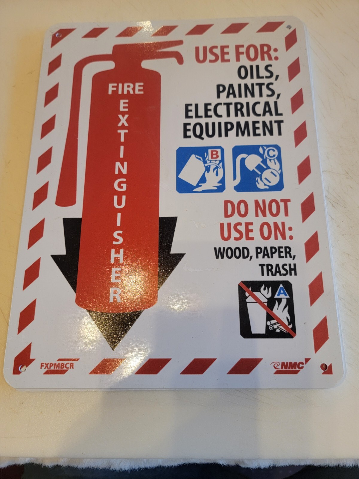 Fire Extinguisher Use For B and C Fires, OSHA Notice Sign Plastic. 2pk. Bld4