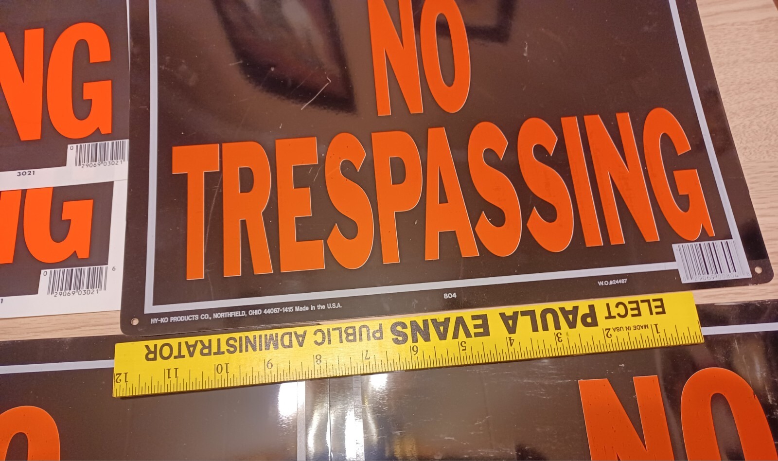 Lot of 13 HY-KO Products  »NO HUNTING/TRESPASSING Metal(10) & Plastic Signs(3)
