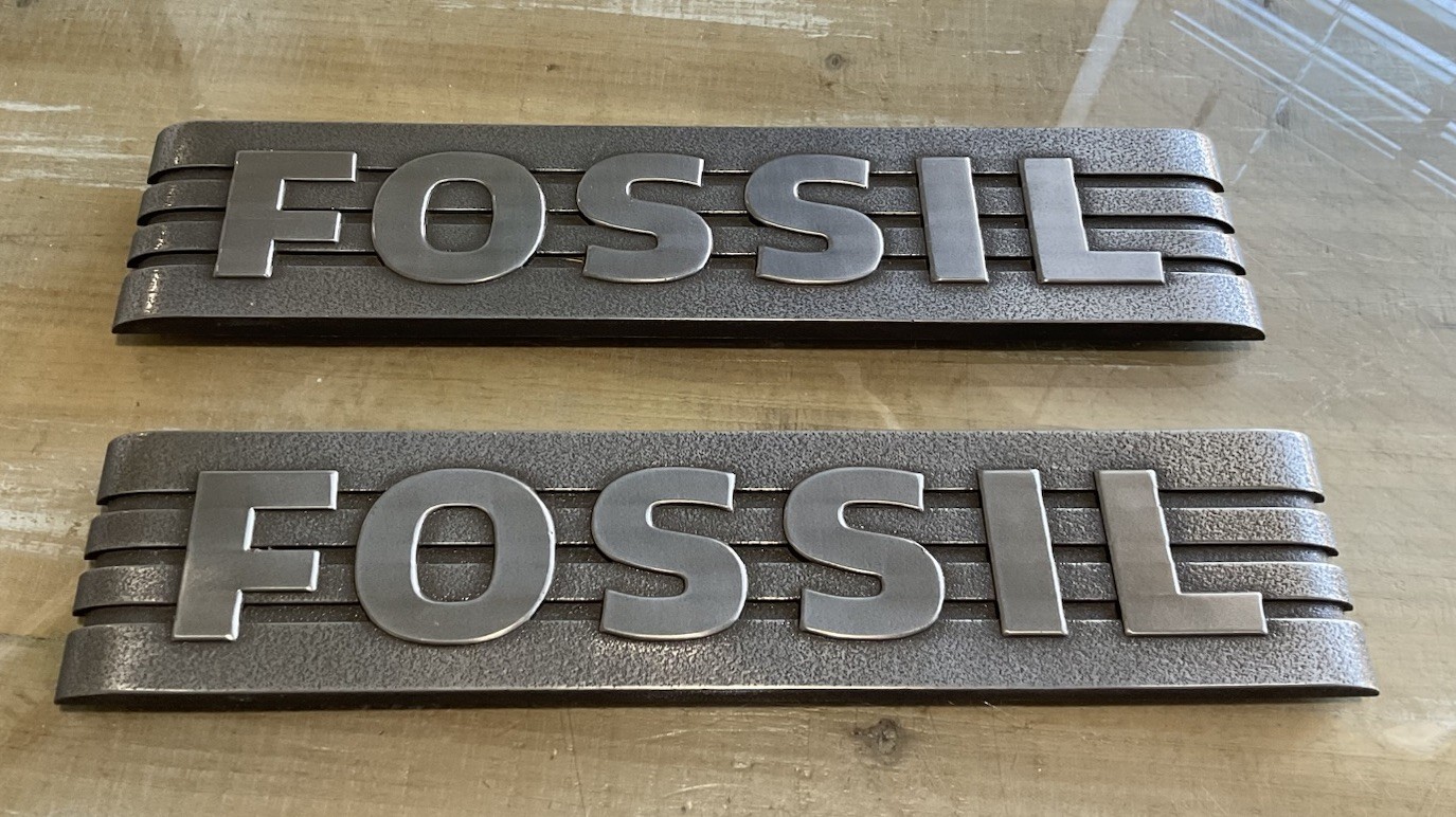FOSSIL ® – 2 Genuine Metal Store Rack Displays Logo Promotional Advertising Sign
