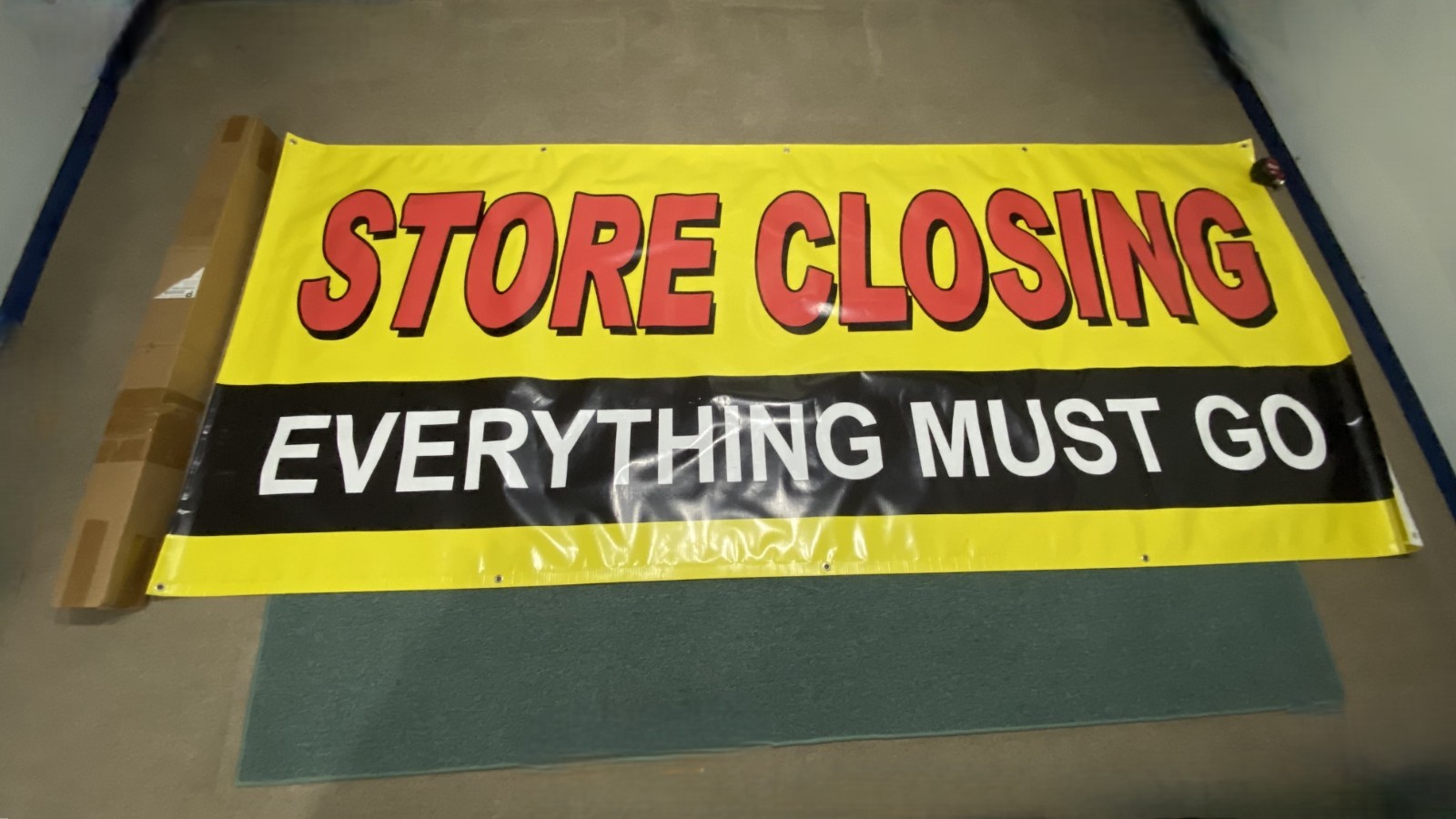 STORE CLOSING Vinyl Banner Sign HUGE 52&Prime; x 120&Prime; Bright, High Quality 4&prime; x 10&prime;