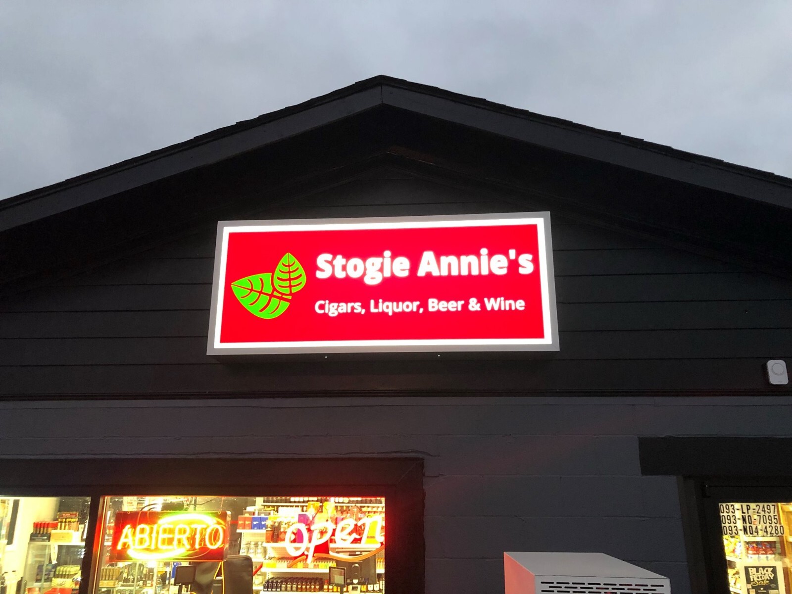 2x LED illuminated Commercial Business Sign | Outdoor Lighted Store | Single