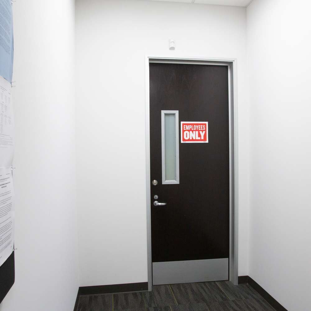 BAZIC 9&Prime; X 12&Prime; For Rent Sign, pack of 24