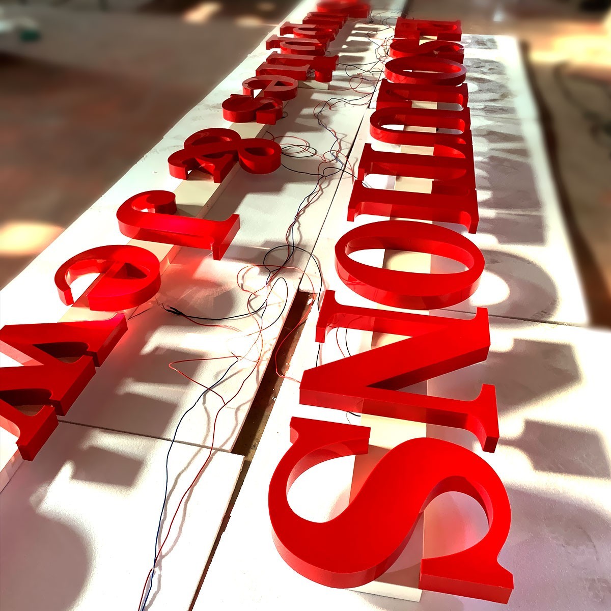 Custom outdoor metal personalized business signs acrylic logo sign wall decor