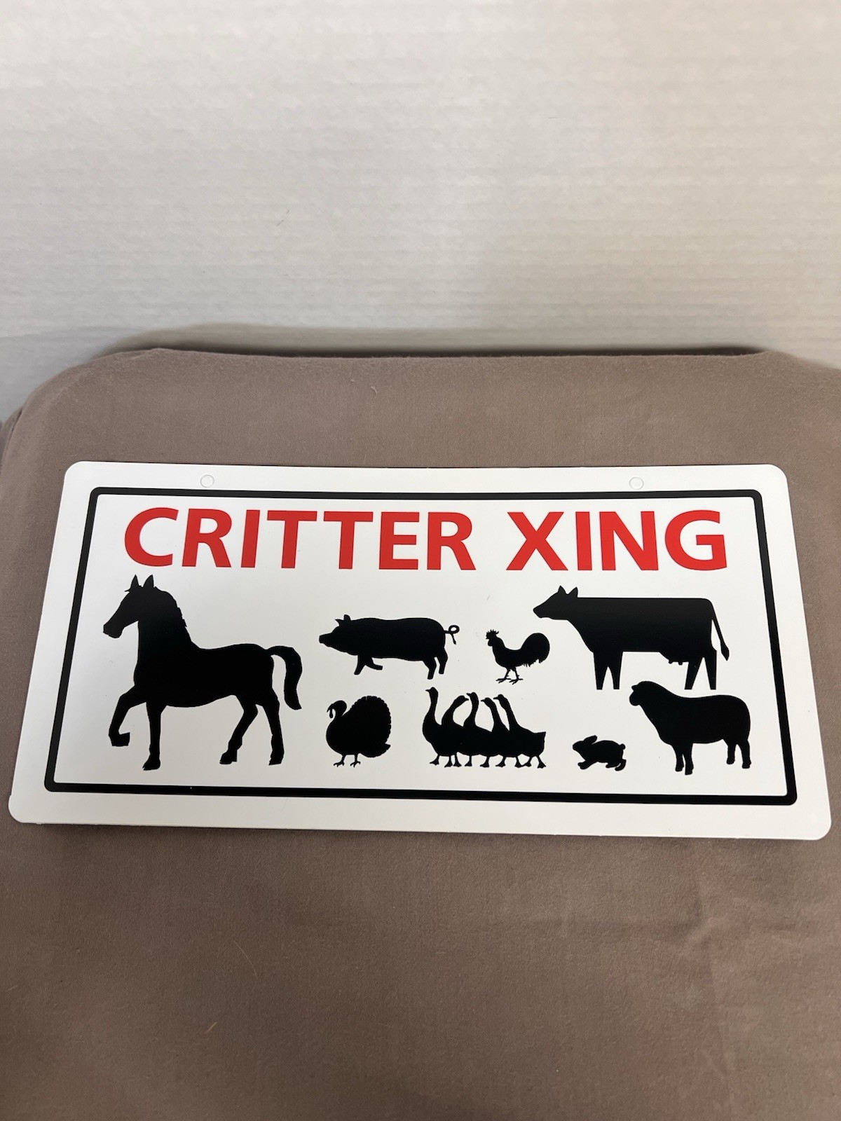 Hillman 848607 Red & Black White Plastic Critter Xing Sign – 5&Prime; X 10&Prime; Farm Anim