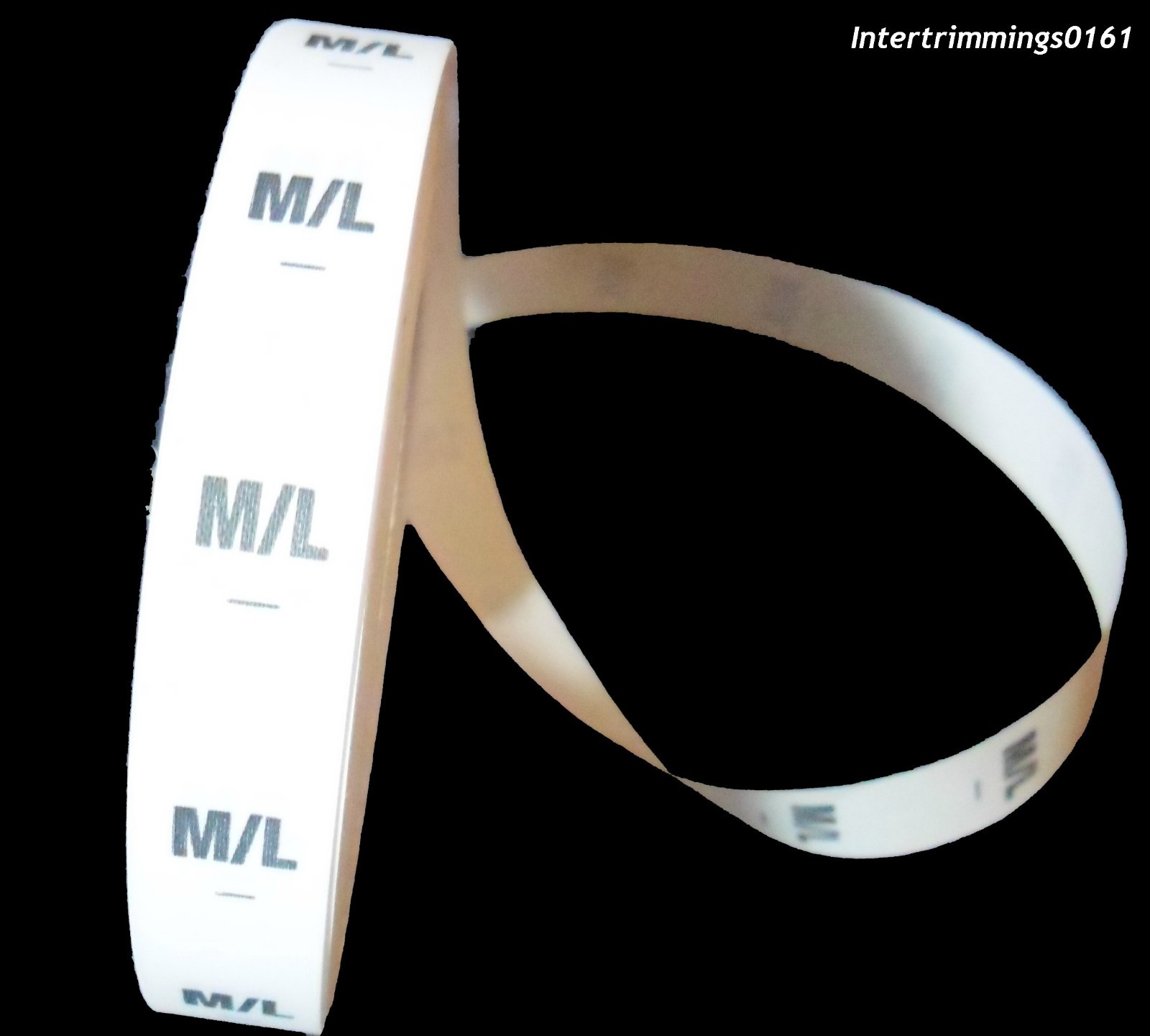 13MM WHITE SEW ON CLOTHING SIZE LABELS, AVAILABLE IN THE SIZE M/L