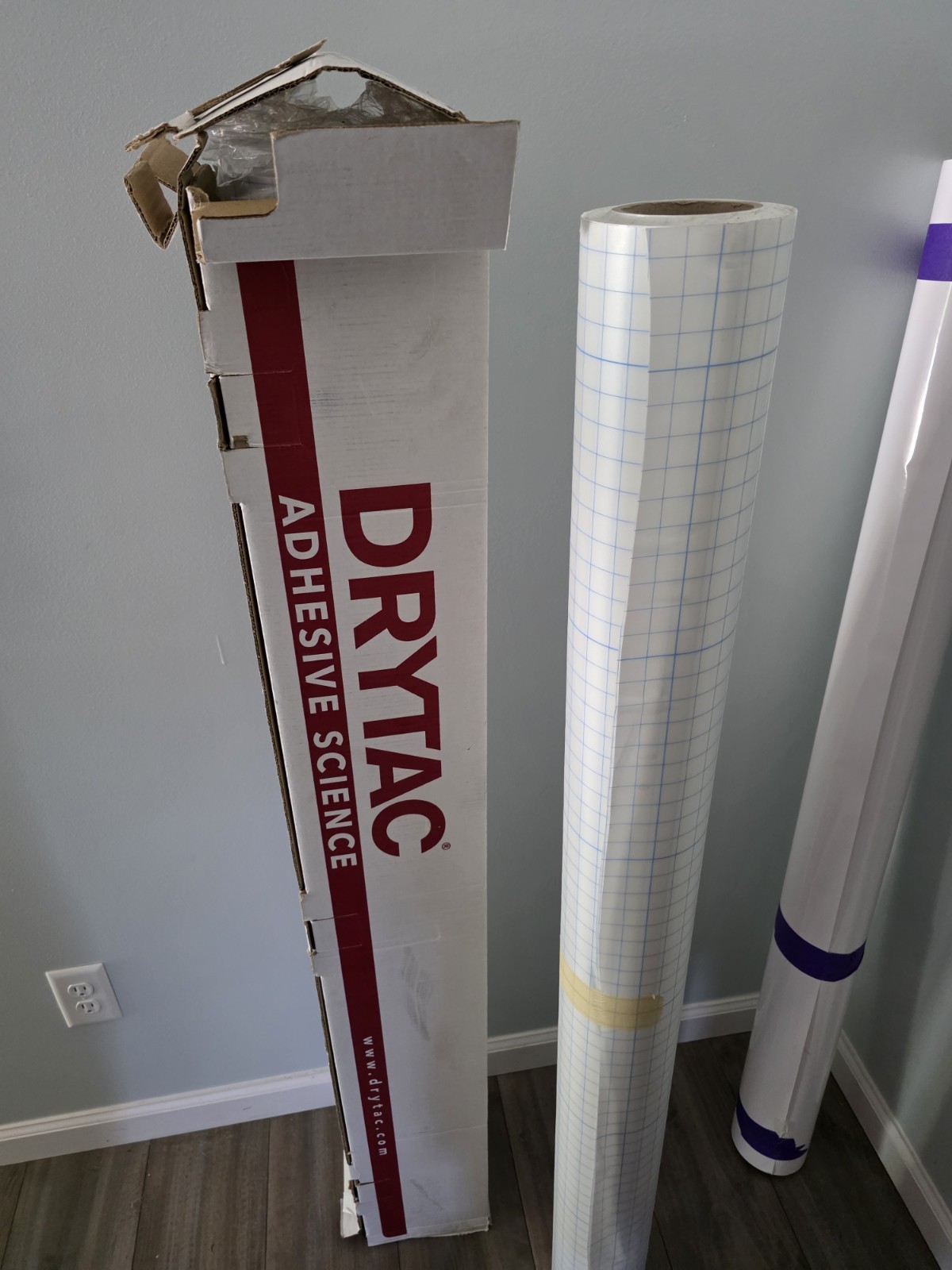 STARMEDIA Polypropylene 8mil Blockout Satin Film 54&Prime; x 150&prime; drytac mounting film