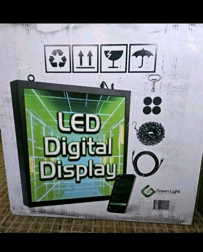 Green Light Innovations 20&Prime; x 20&Prime; WiFi Enabled Display Sign- New