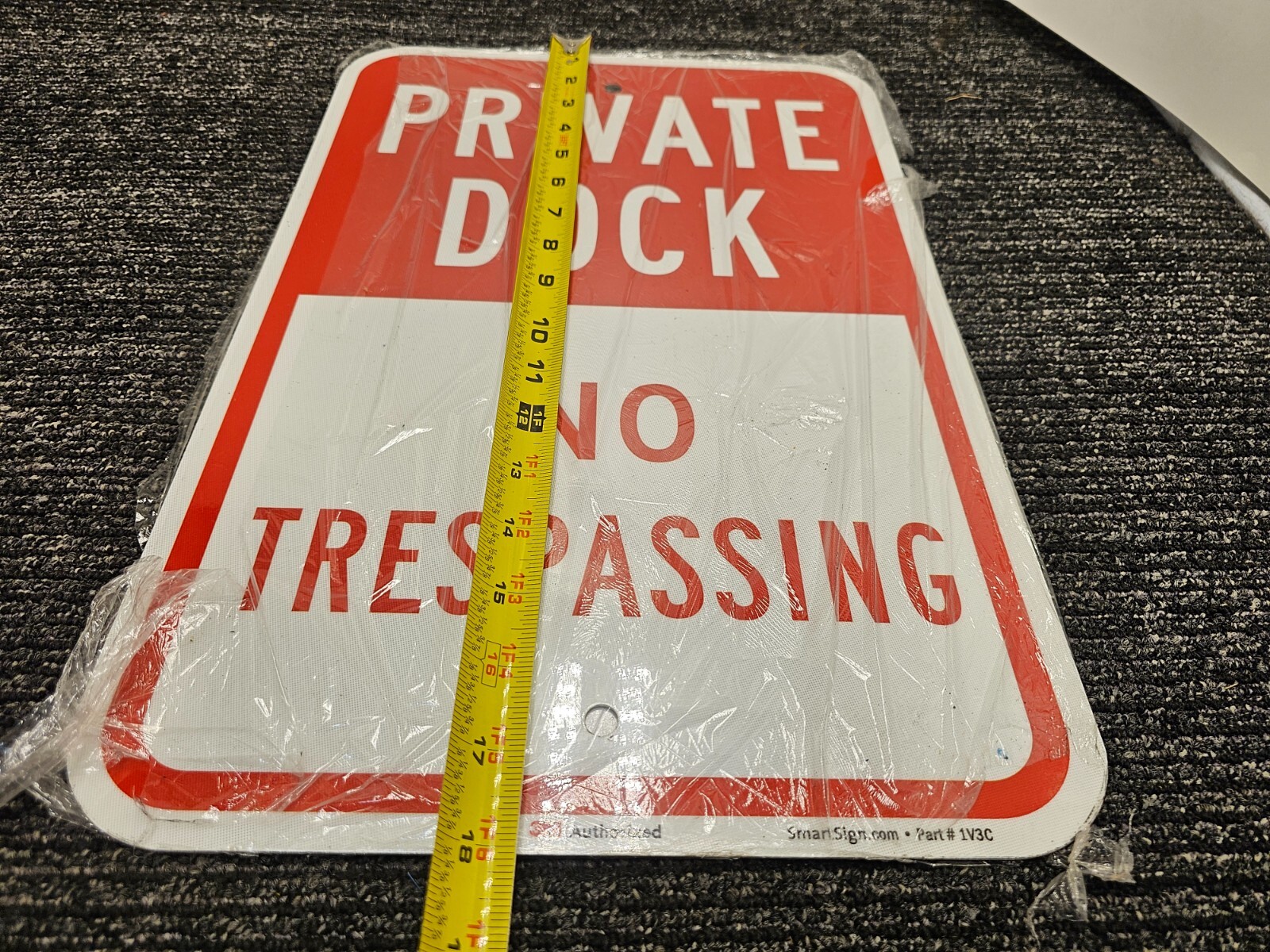 Smart Sign 1V3C « Private Dock – No Trespassing » Sign | 12&Prime; x 18&Prime; 3M Reflective