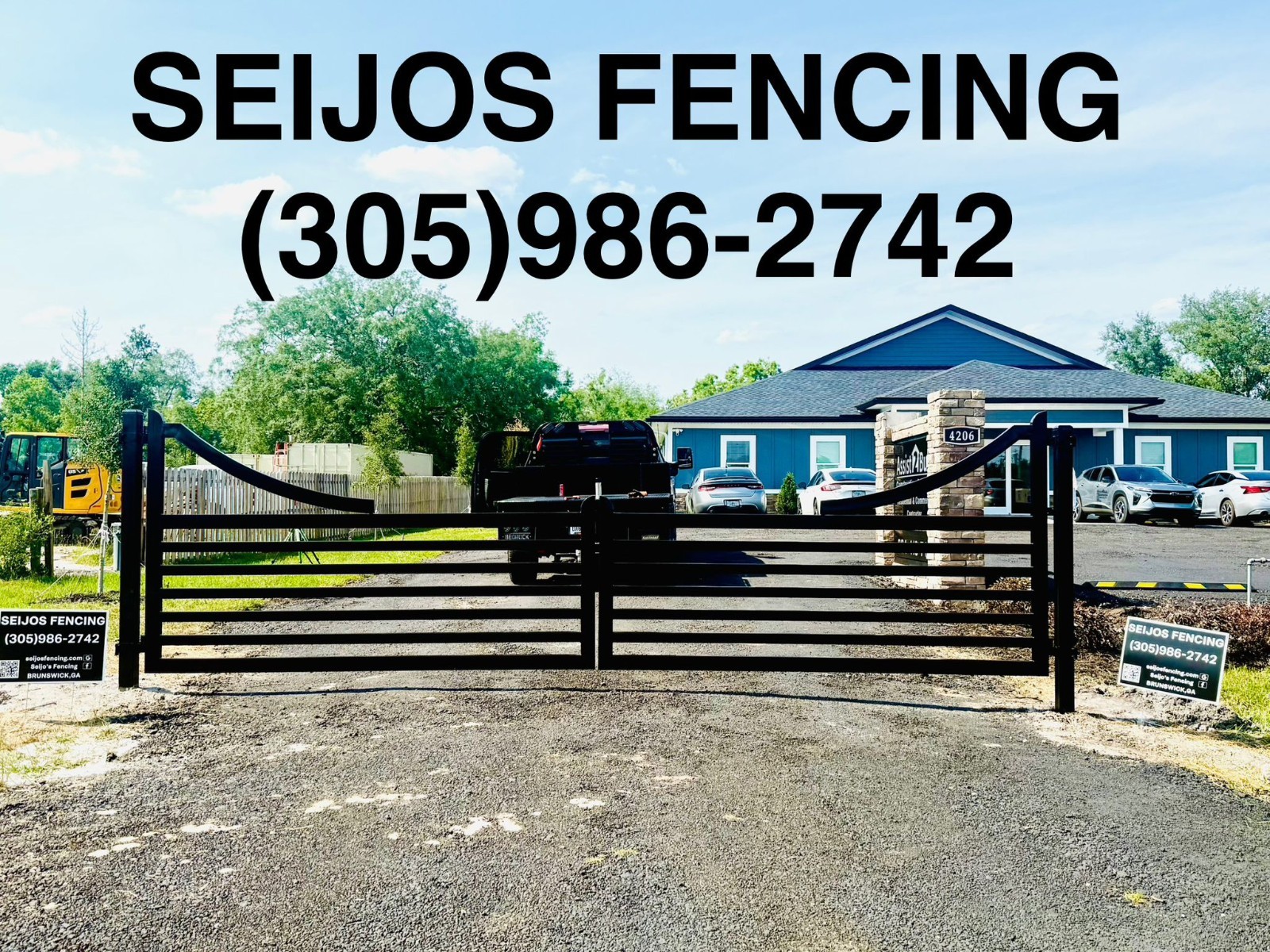 FARM GATES Driveway Entrance Gates available in 14&prime;, 16&prime; 20&prime; and 26&prime; Bi-Swing.