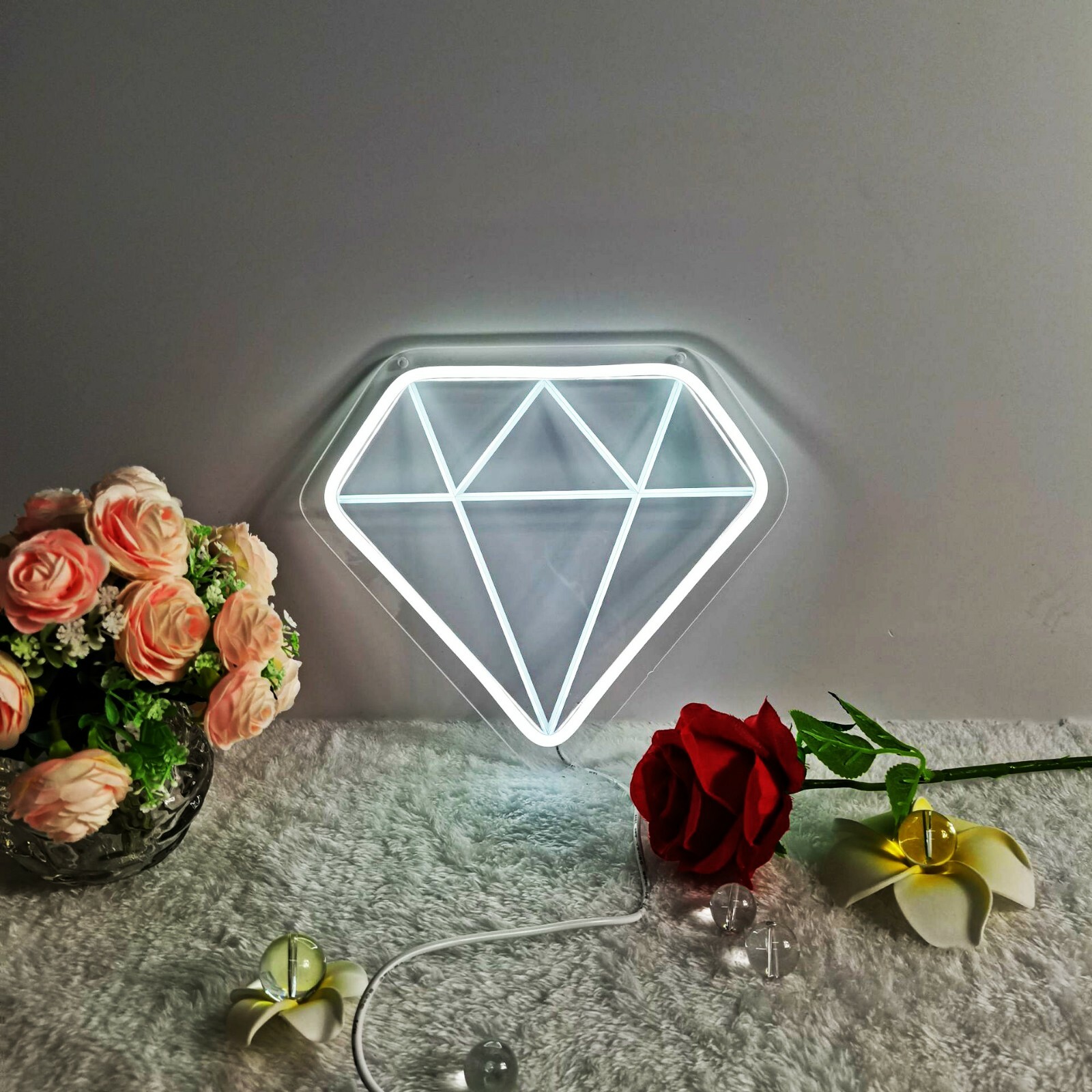 Qomolangma WhitePink 10.2 » X 9 » LED Neon Sign Diamond shape