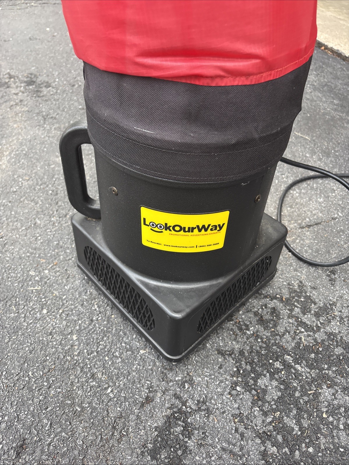 LOOKOURWAY Air Dancer 10 inch Blower with 6 Ft Red Tube Man