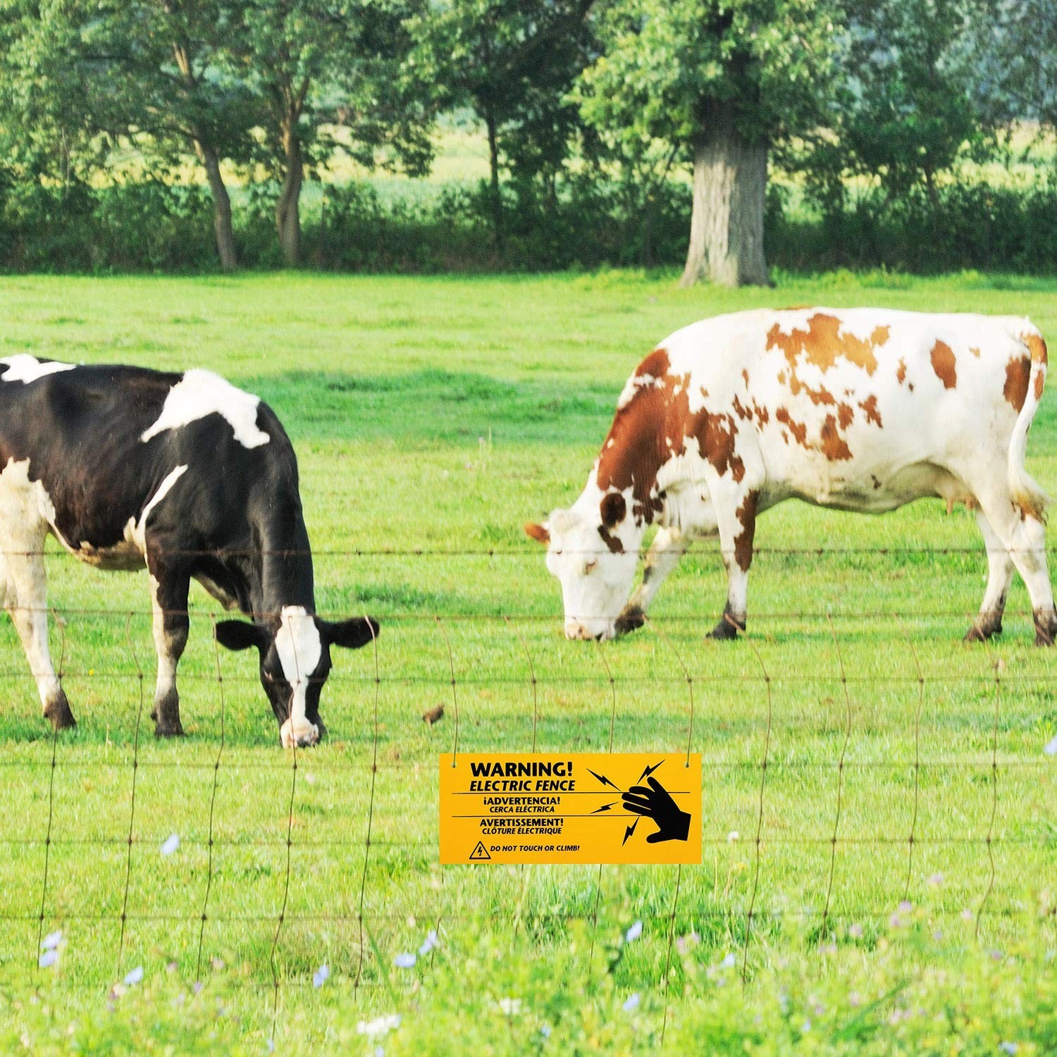 Blulu 24 Pieces Electric Fence Warning Signs 10 x 4 Inch Plastic Danger Elect…