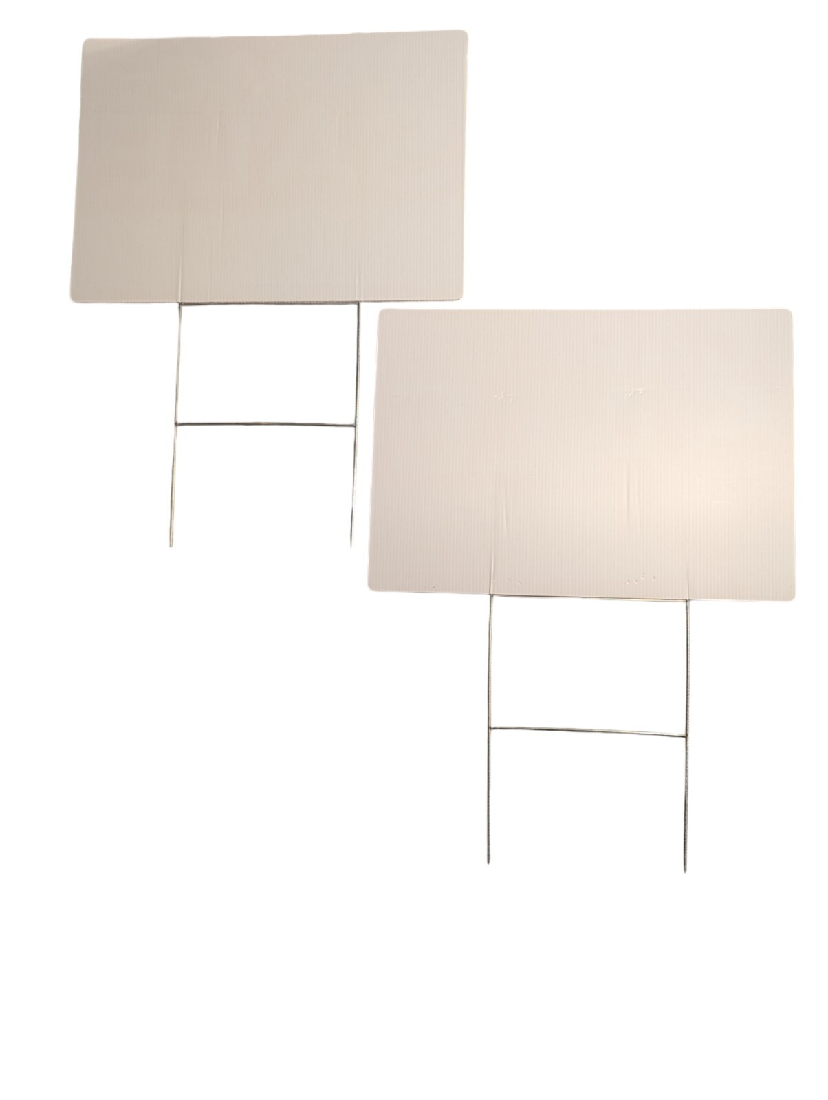 2 Pack Garage Sale Signs 17&Prime;x12&Prime; Weather Resistant Plastic With 16&Prime; Stakes New
