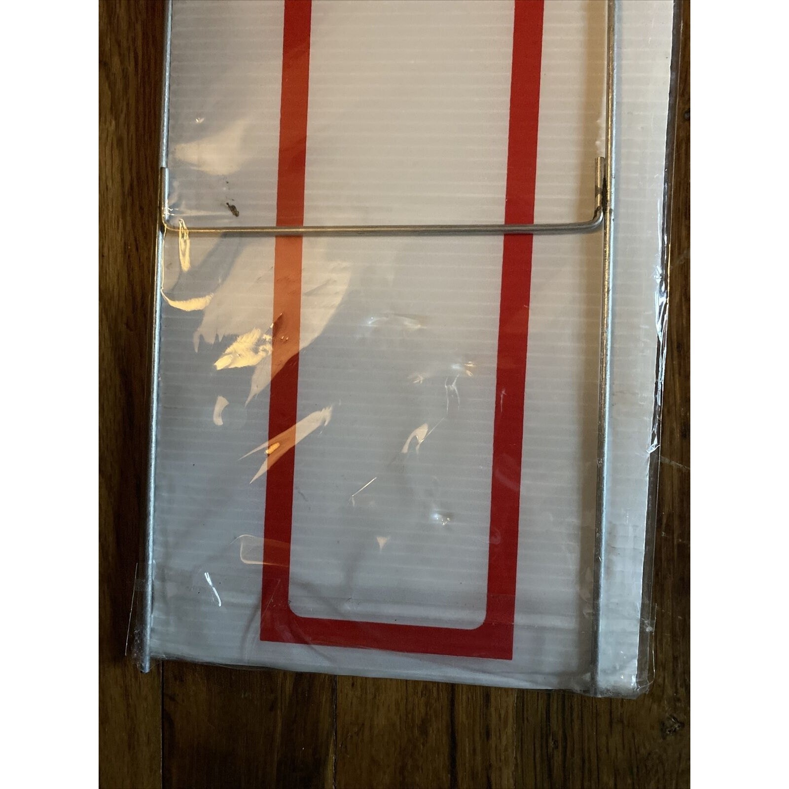 Garage Sale Signs Double-Sided Red And White Arrow W/Metal Stands 16X6 SEALED