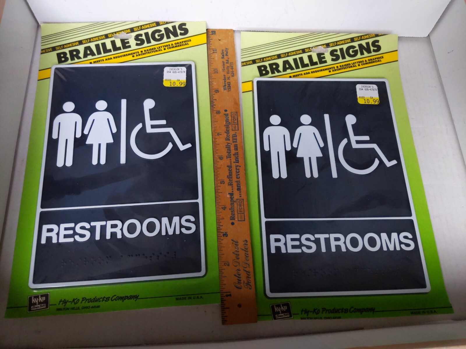 (2) HY-KO PRODUCTS DB-5 Unisex Restroom Ada Approved Braille 6&Prime; x 9&Prime; Sign