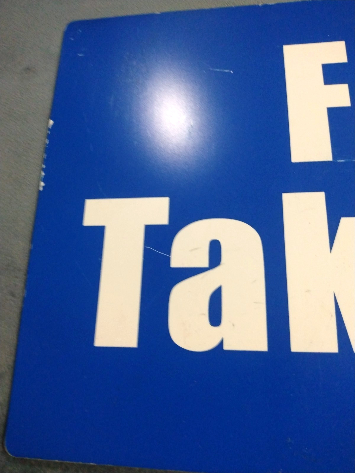 Double Sided Free Take One plastic sign 16&Prime;x9&Prime;