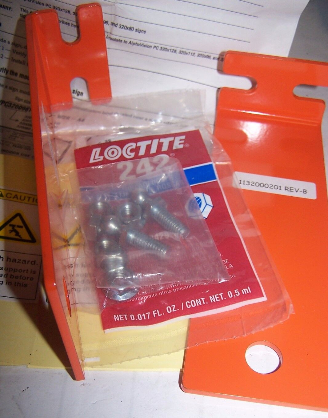 NEW ADAPTIVE MICRO SYSTEMS SIGN BRACKET ALPHAVISION PC SAFETY MOUNT 11326-00501