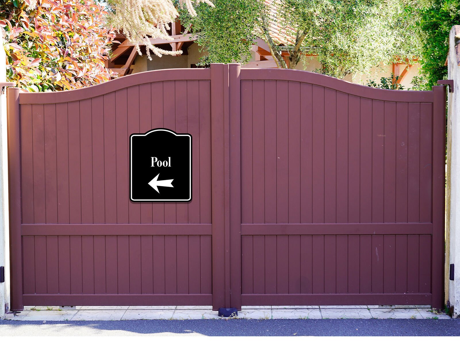 Pool Left Arrow BLACK Aluminum Composite Sign