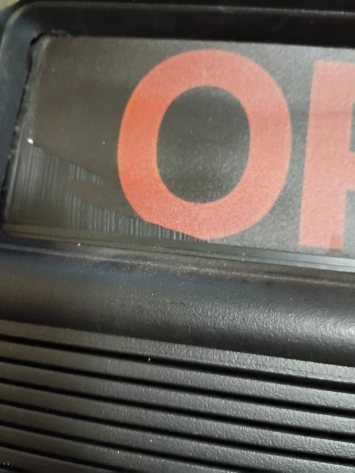 Quartet Open/Closed Window Message Sign 12×6 Store Business Hours – New (Defect)