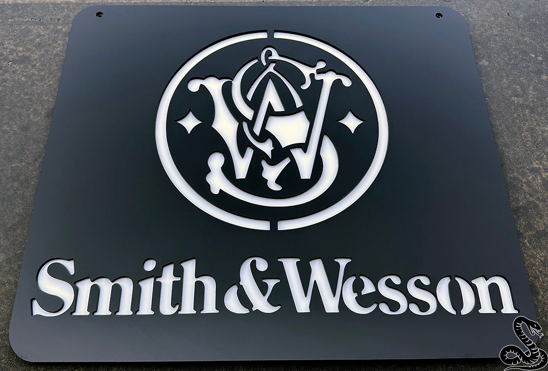 Smith & Wesson LARGE Acrylic Wall Sign – Home, Shop, Garage, Range, Store