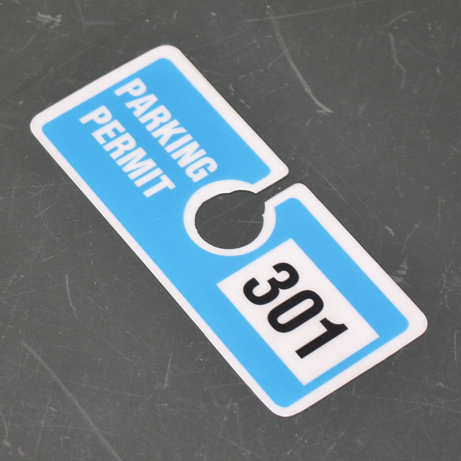 (100) Brady Parking Permit Rearview Mirror Hang Tags 96282, Plastic, Car