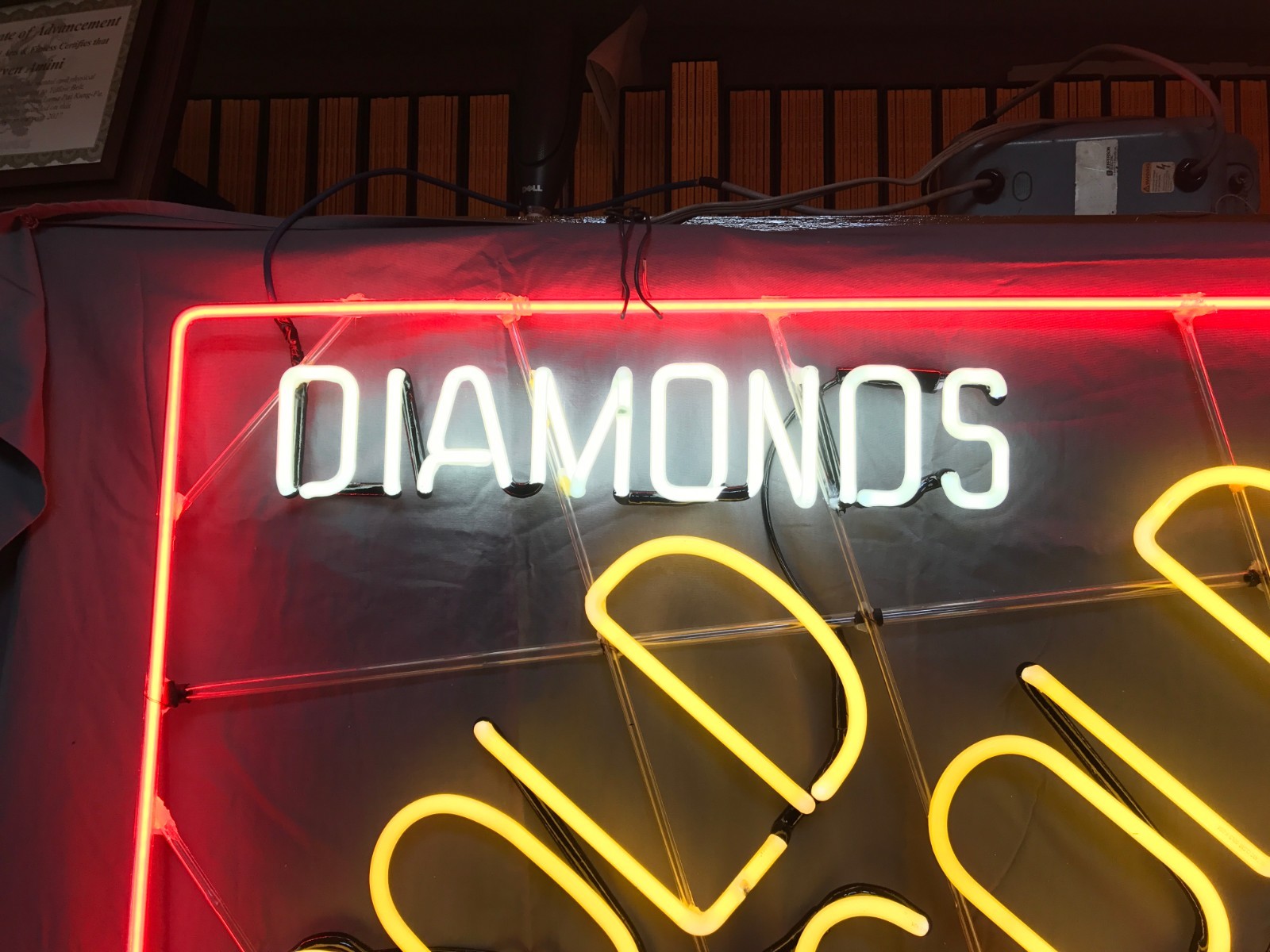 Buy Sell Scrap gold diamond pawnshop jewelry store sign – DIAMOND GOLD neon sign