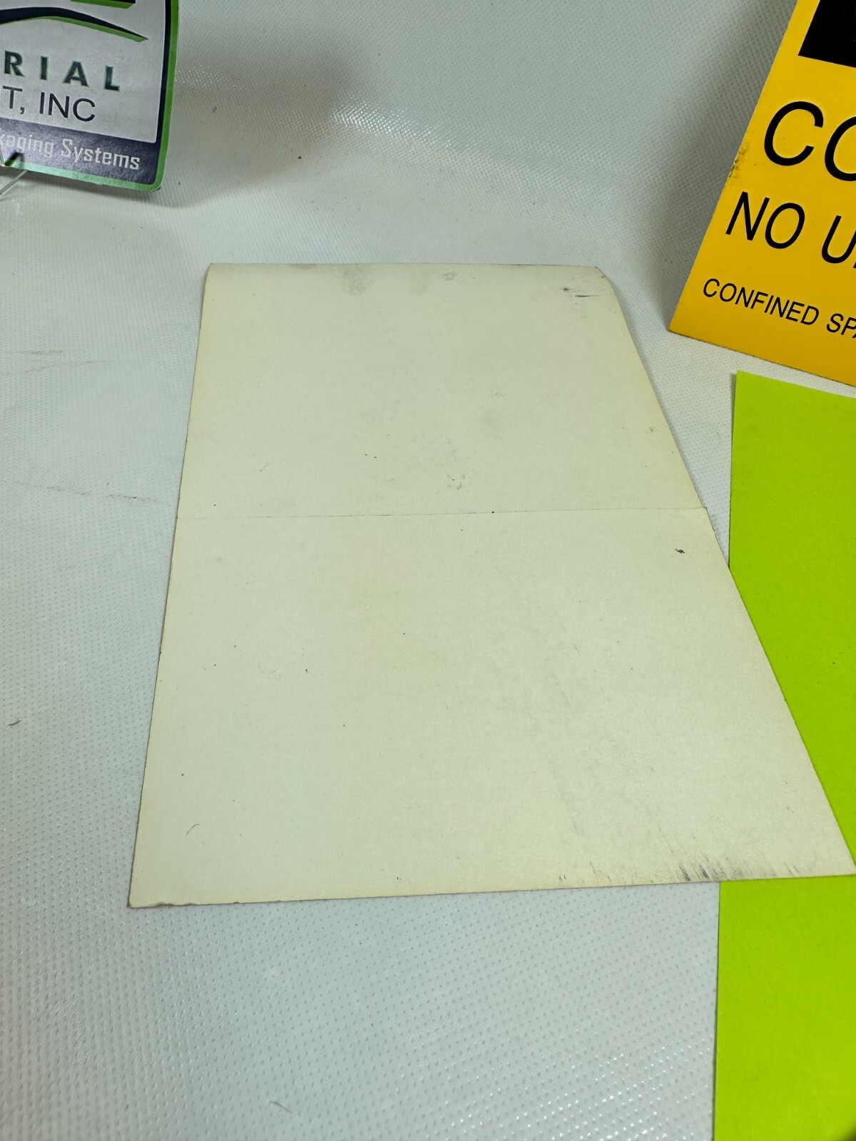 4pcs. Safety Sign « Caution Confined Space » Yellow ADHESIVE BACK 5-1/2&Prime; x 8-1/2&Prime;