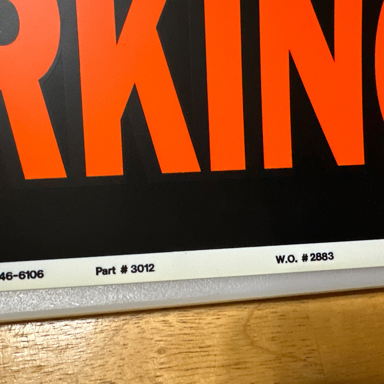 HY KO Products 3012 « No Parking » Sign 9&Prime; x 12&Prime;