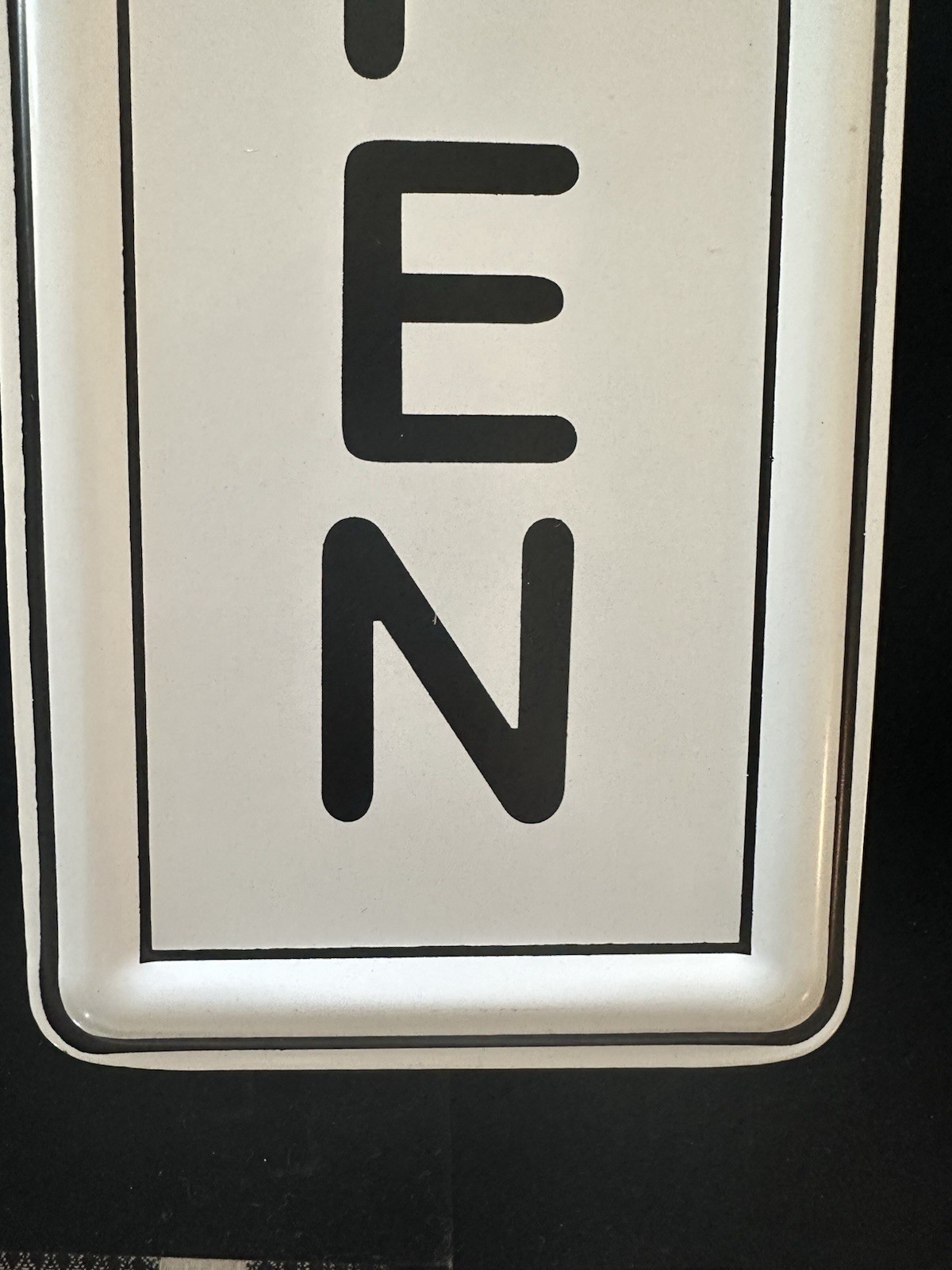 OPEN/CLOSED BUSINESS SIGN-VINTAGE STYLE WHITE TIN BLACK LETTERS DOOR SIGN-NEW