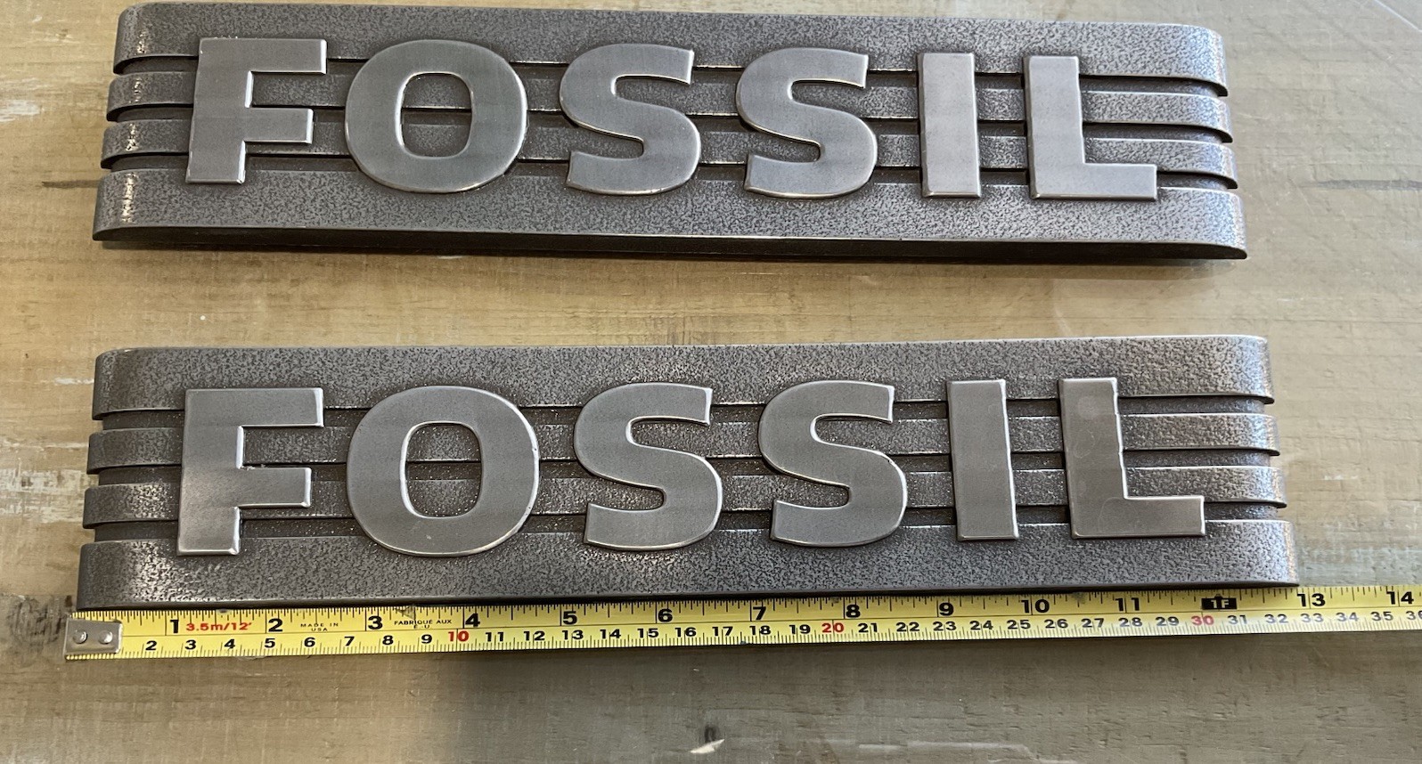 FOSSIL ® – 2 Genuine Metal Store Rack Displays Logo Promotional Advertising Sign